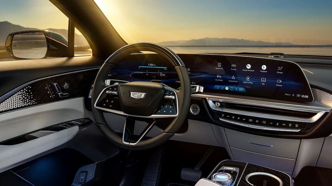 Interior of the 2023 Cadillac Lyriq 