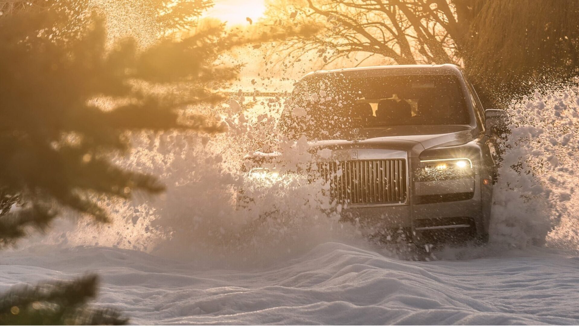 Rolls-Royce Cullinan in snow