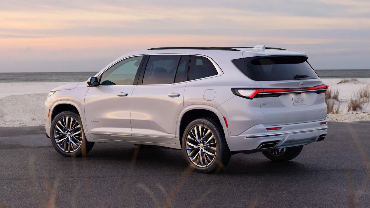 2025 Buick Enclave AWD Model