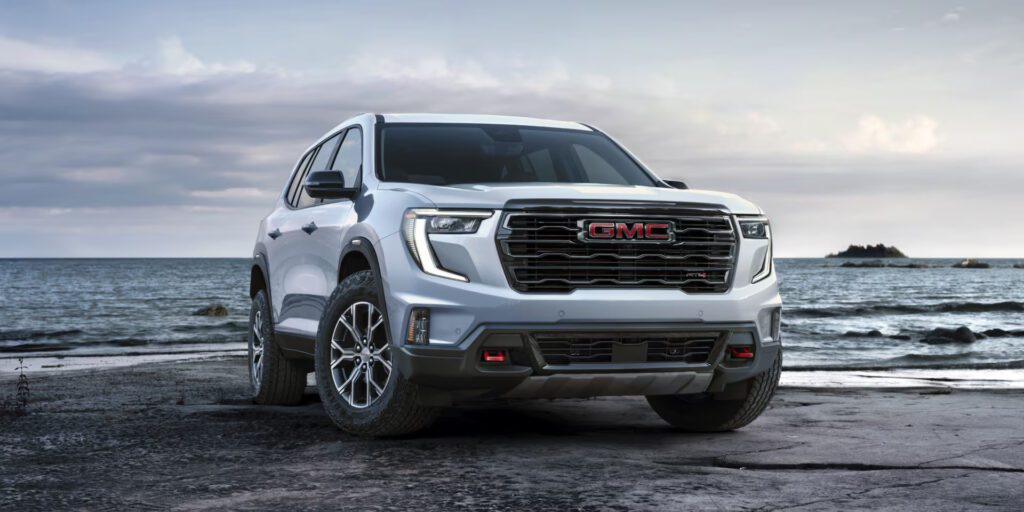 2025 GMC Acadia Front