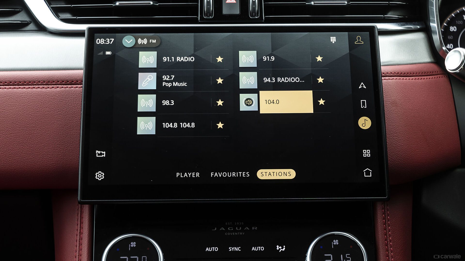 2025 F-Pace Infotainment 