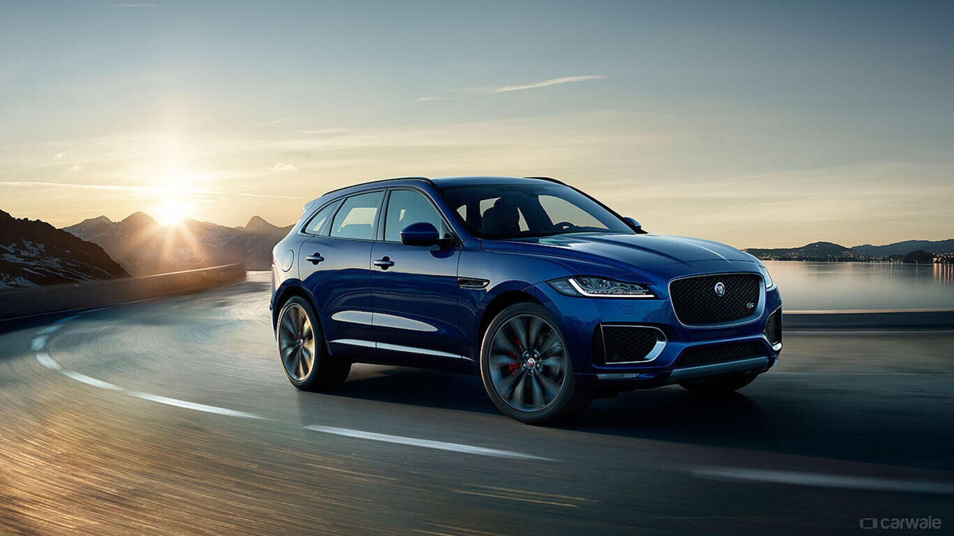 F-Pace Exterior