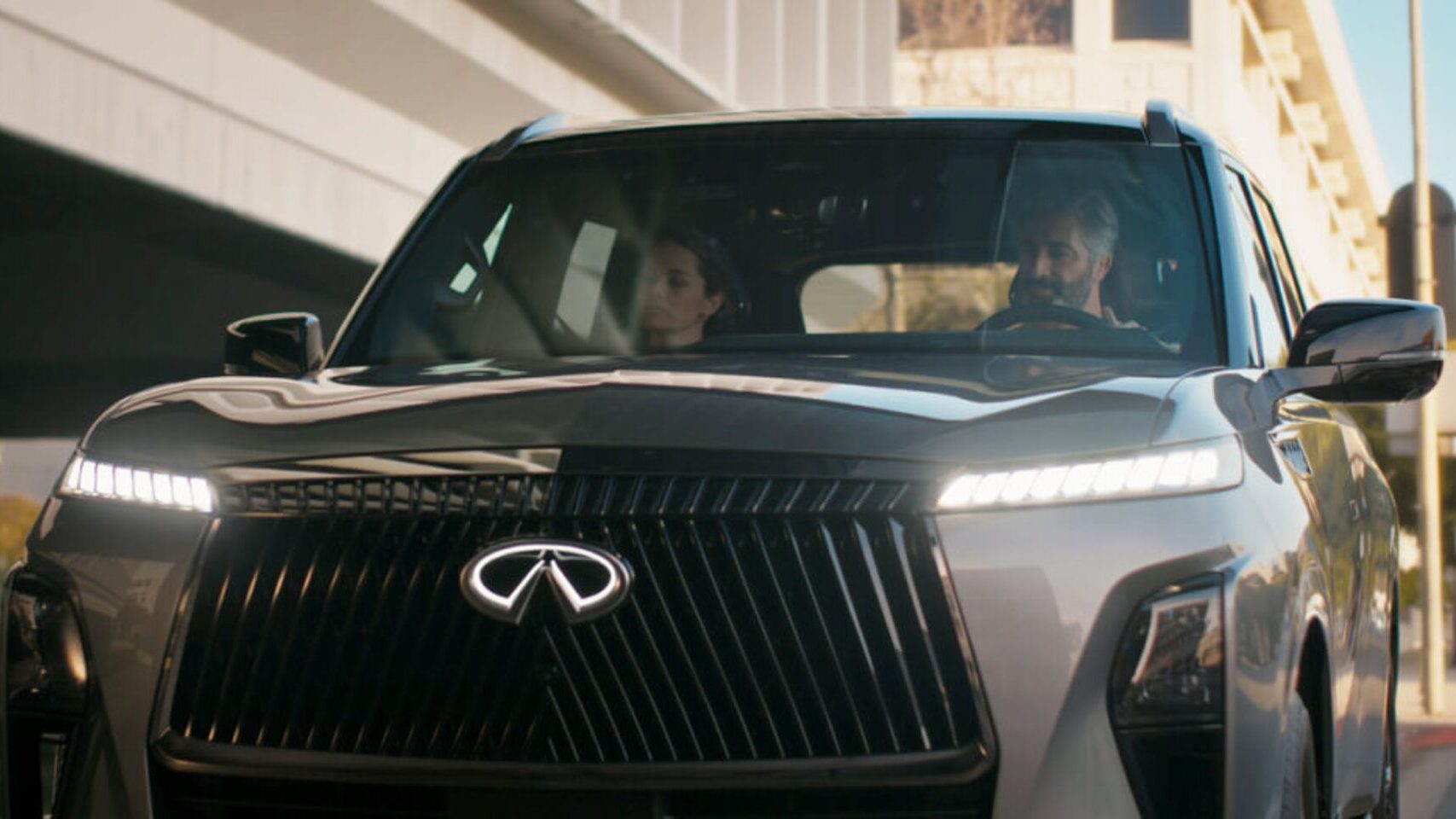 Infiniti Wide View
