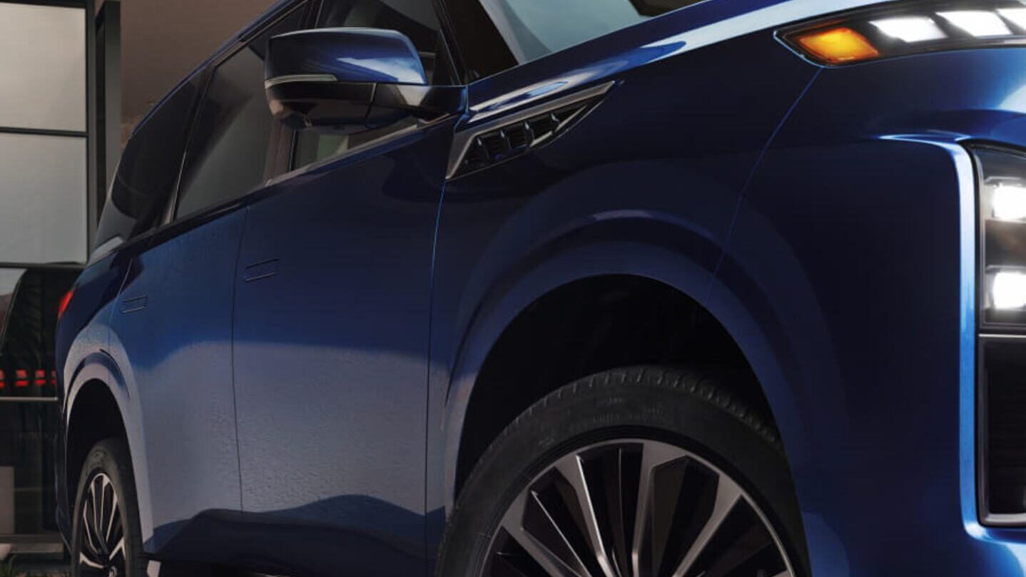 Infiniti Trims