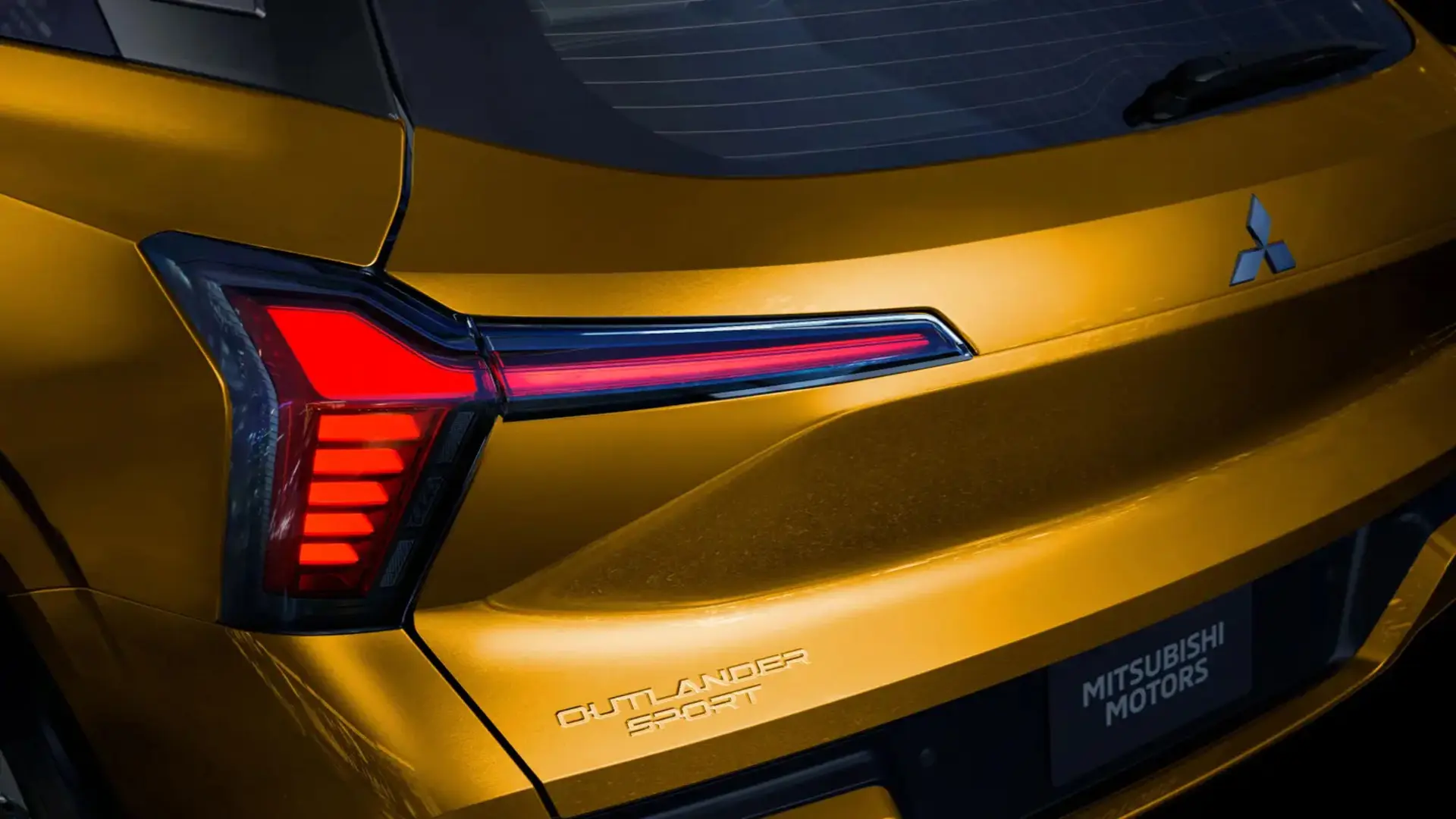 2025 Outlander Sport Rear Design