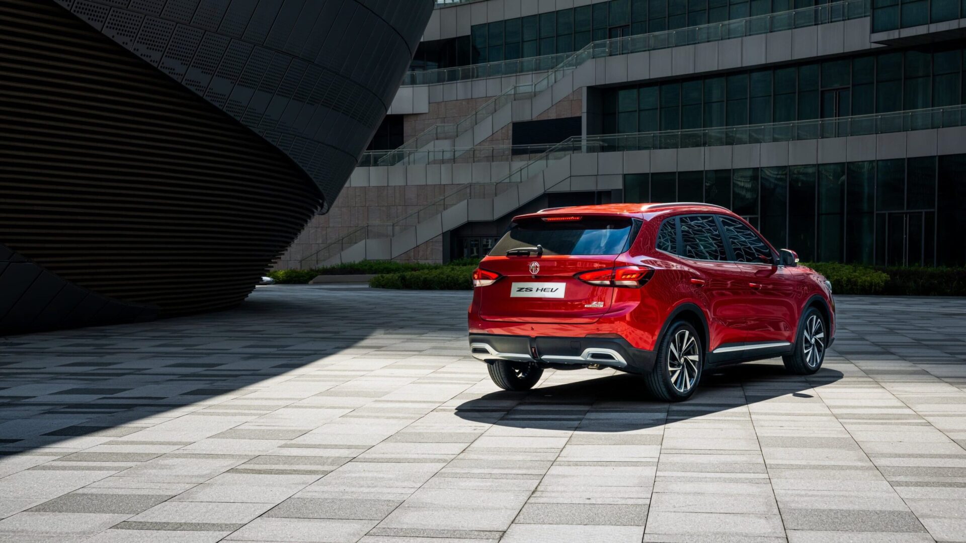 ZS Hybrid Plus Exterior Rear