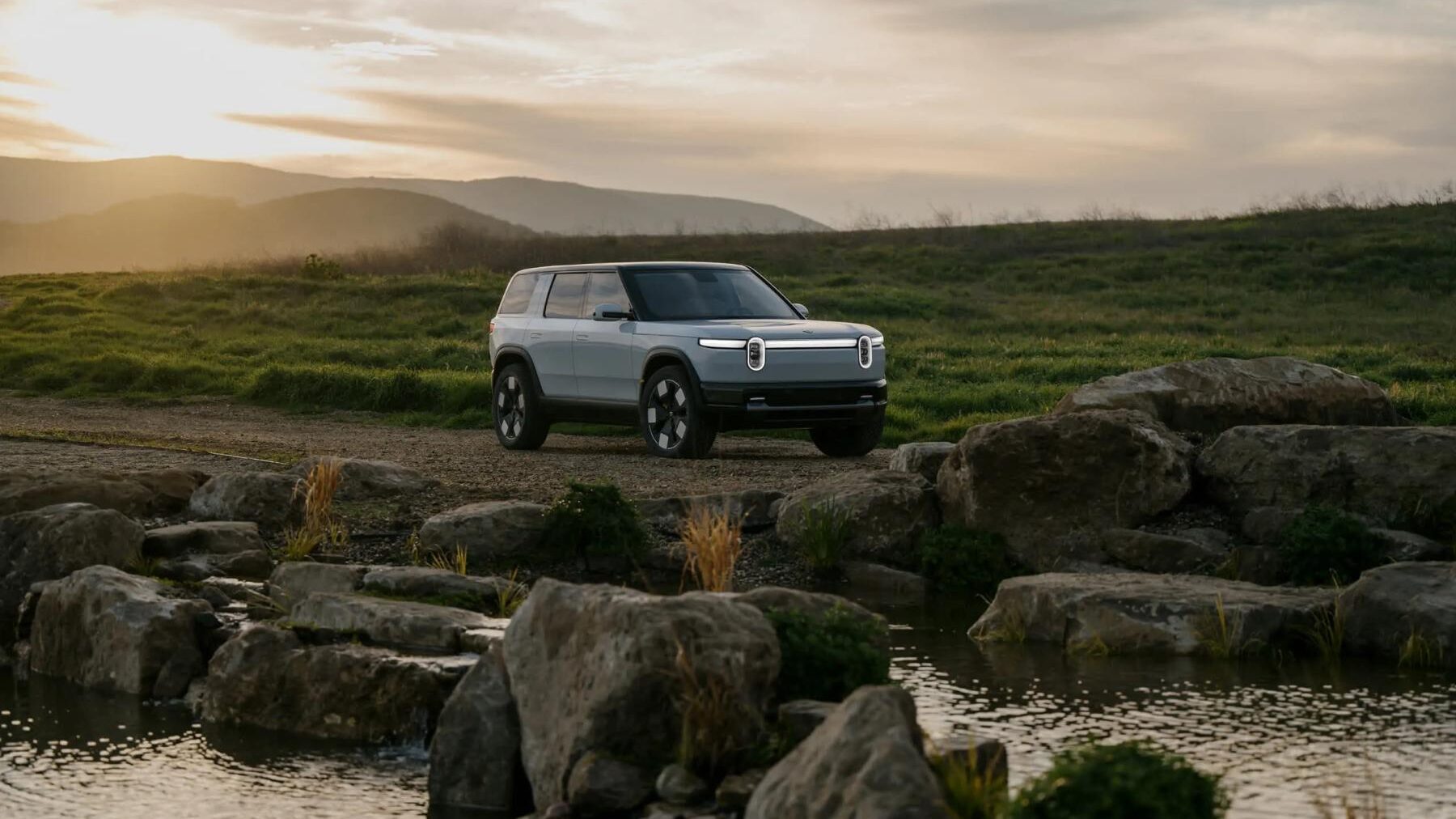 2026 Rivian R2 Powertrains