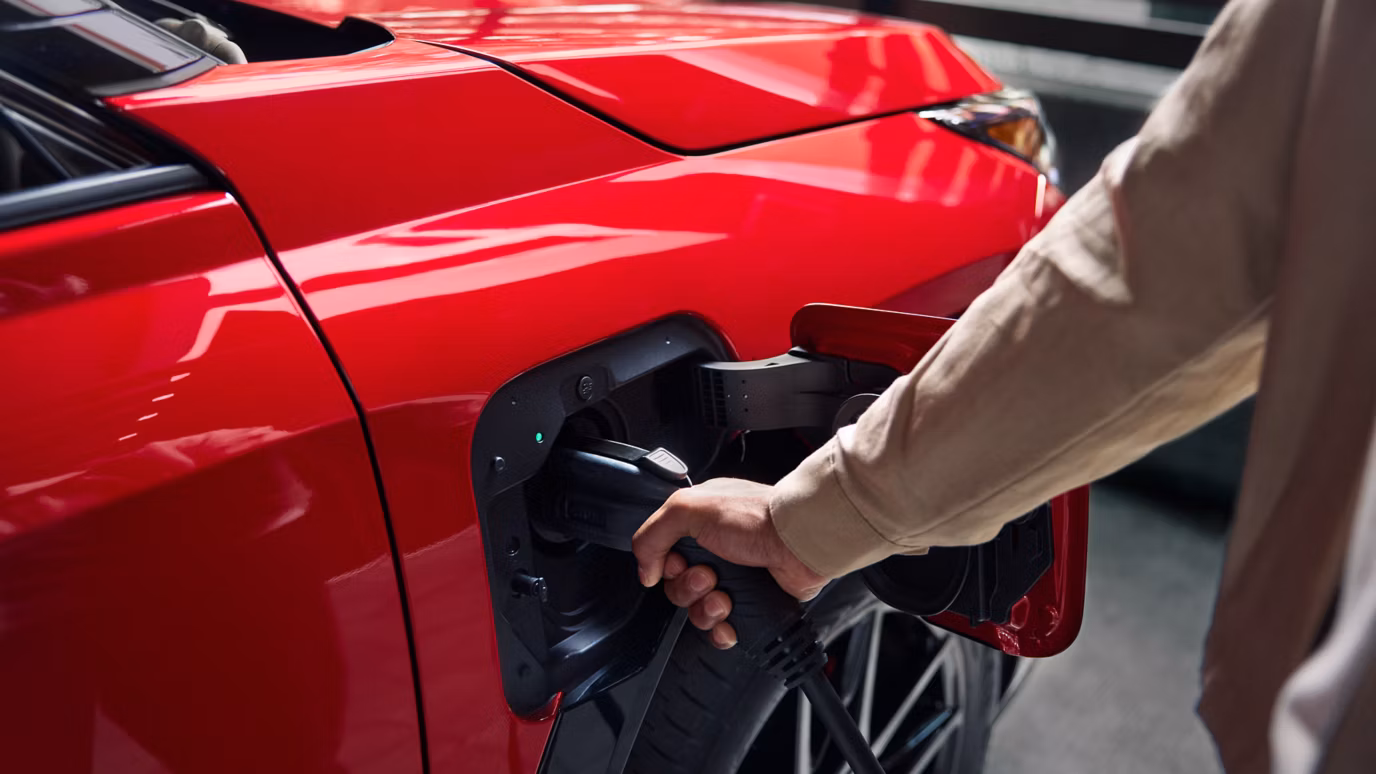 2026 RAV4 PHEV Charging