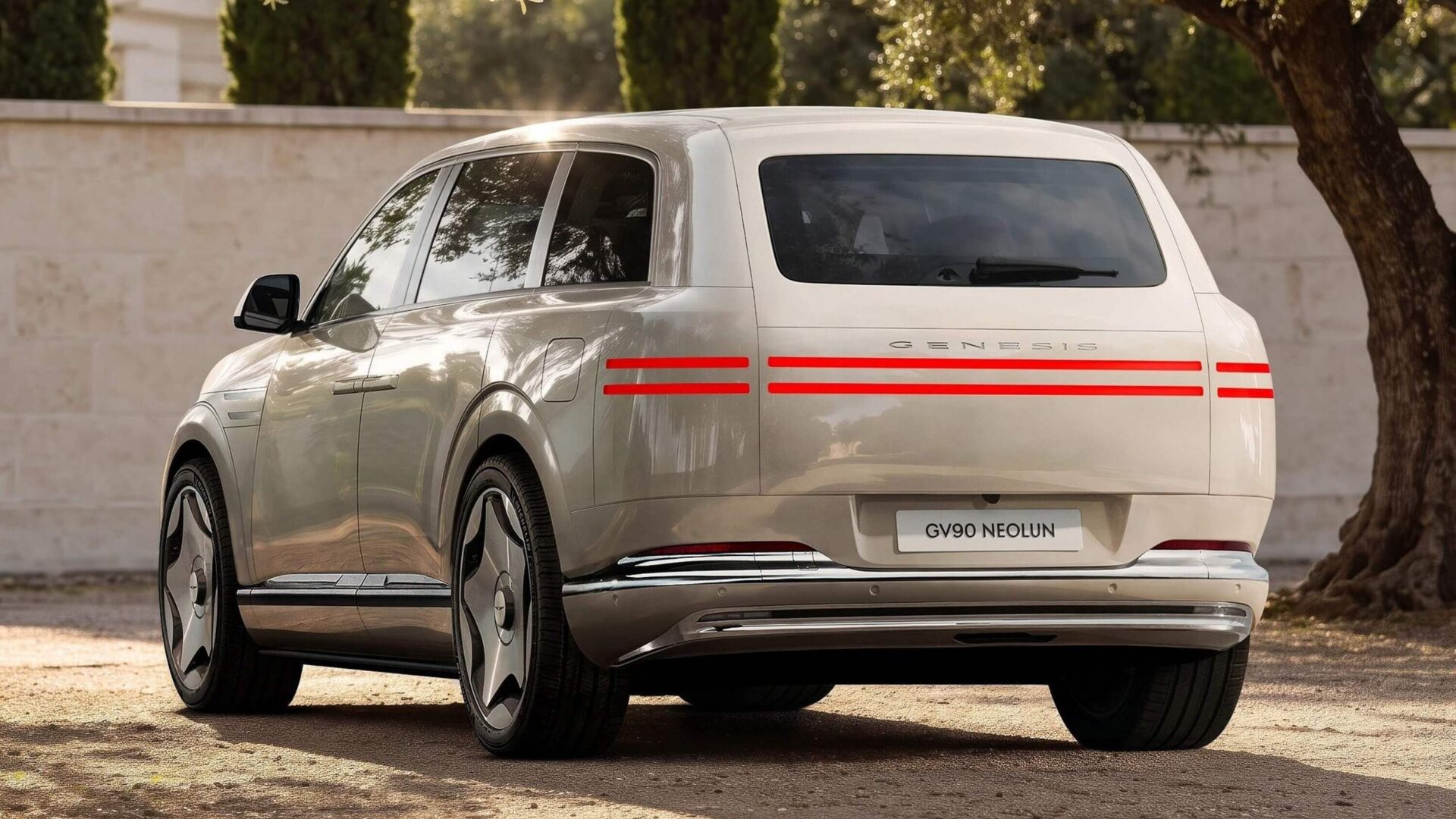 Rear view of the GV90 Neolun Edition