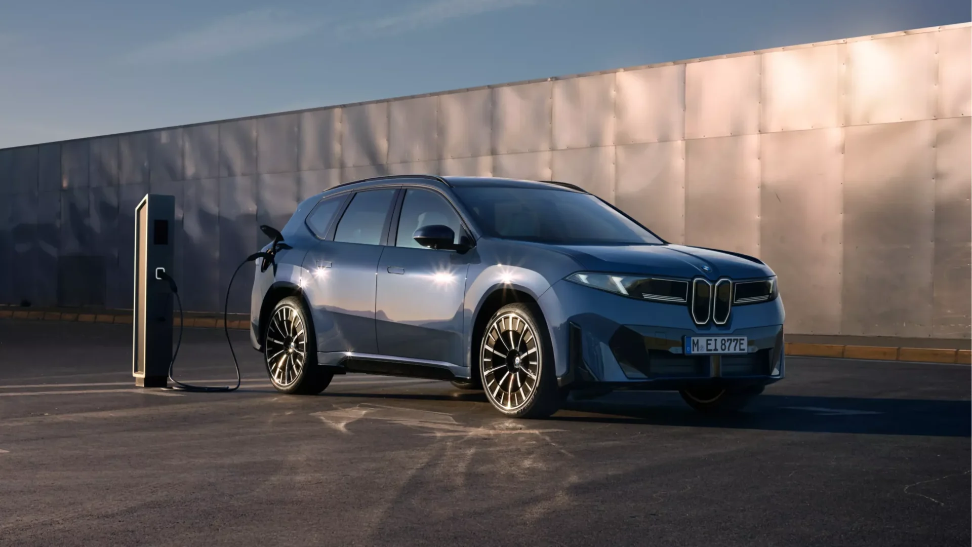 BMW iX3 charging